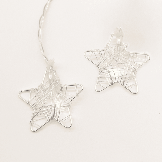 ^ "METAL STARS" 10 LED ΛΑΜΠΑΚ ΣΕΙΡΑ ΜΠΑΤΑΡ.(3xAA) & ΧΡΟΝΟΔΙΑΚ (6ΟΝ/18OFF) ΘΕΡΜΟ ΛΕΥΚΟ ΑΣΗΜΙ ΜΕΤΑΛ